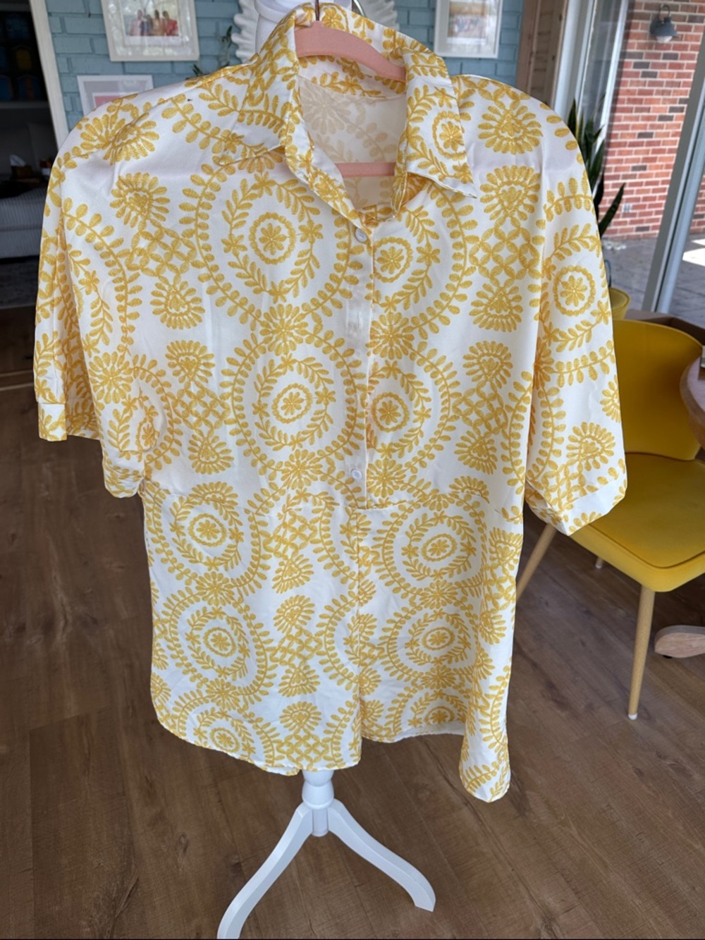Yellow and White Short Sleeve Button Front Shirt